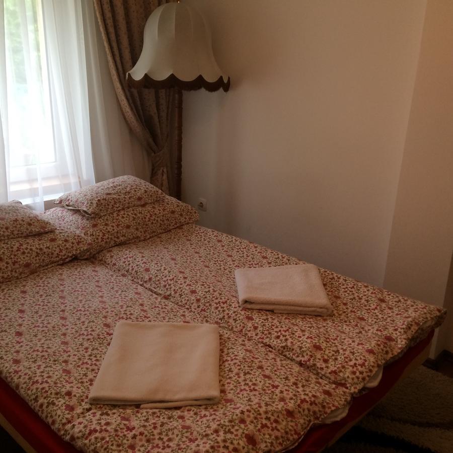 Liliom Vendeghaz Apartment Visegrad Exterior photo